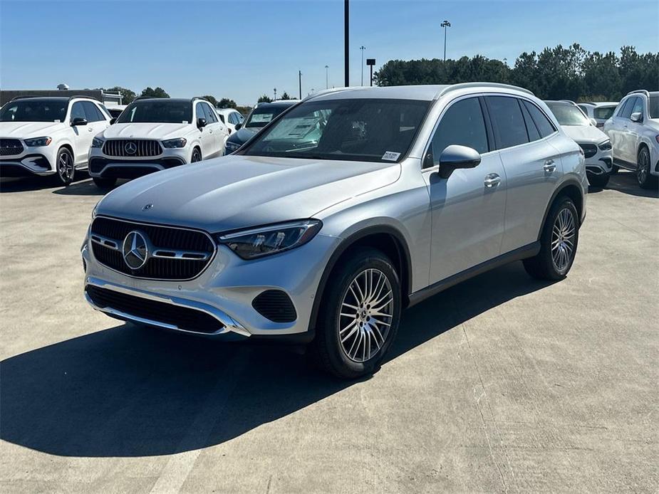 new 2024 Mercedes-Benz GLC 300 car, priced at $54,945