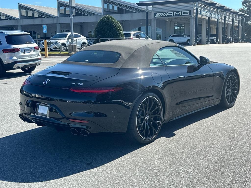 new 2025 Mercedes-Benz AMG SL 43 car, priced at $122,510