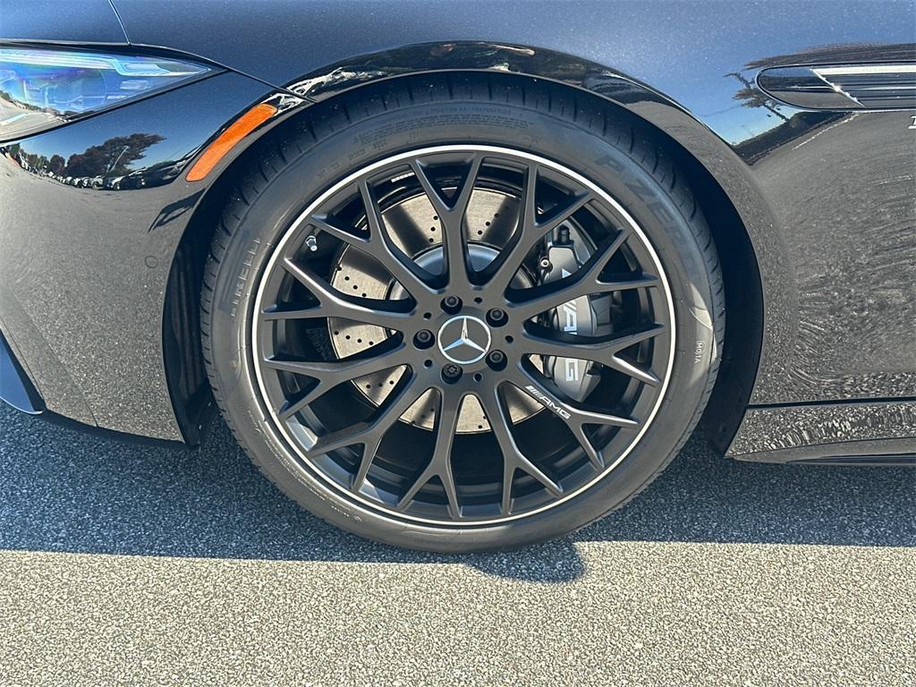 new 2025 Mercedes-Benz AMG SL 43 car, priced at $122,510