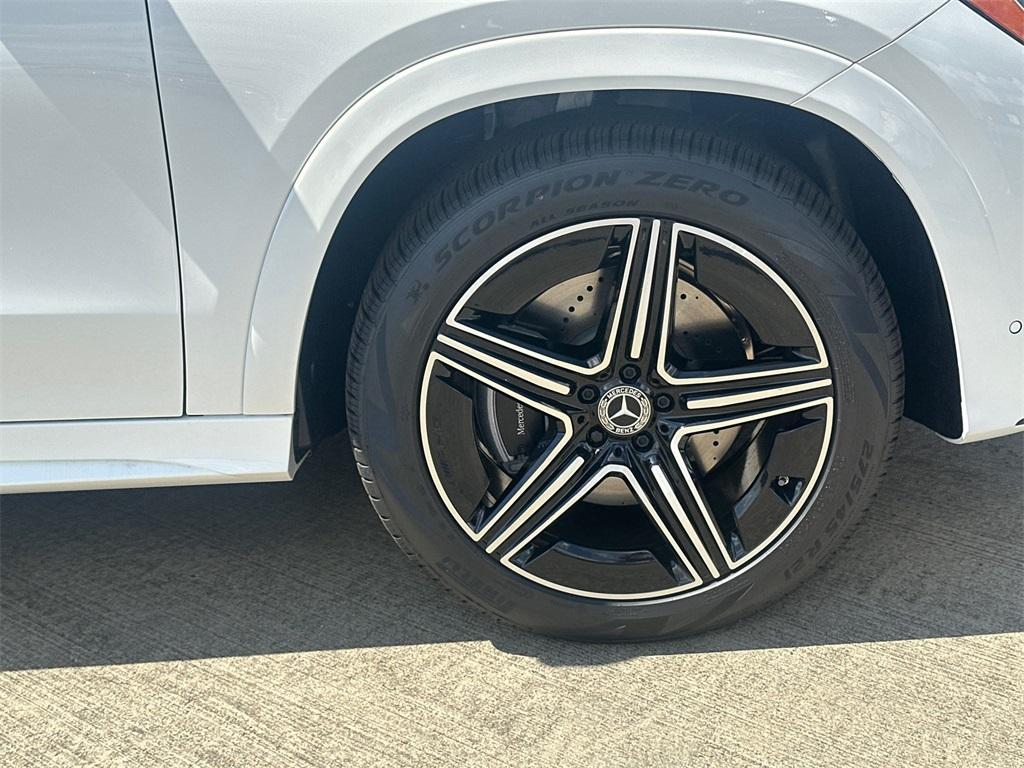 new 2025 Mercedes-Benz GLE 350 car, priced at $73,265