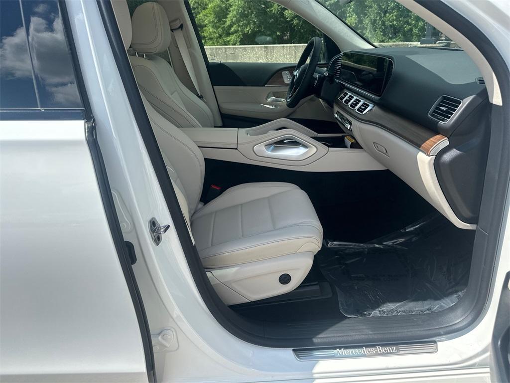 new 2025 Mercedes-Benz GLE 350 car, priced at $73,265