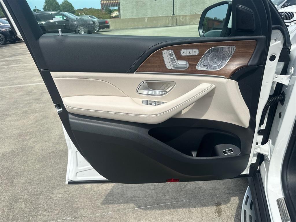 new 2025 Mercedes-Benz GLE 350 car, priced at $75,190