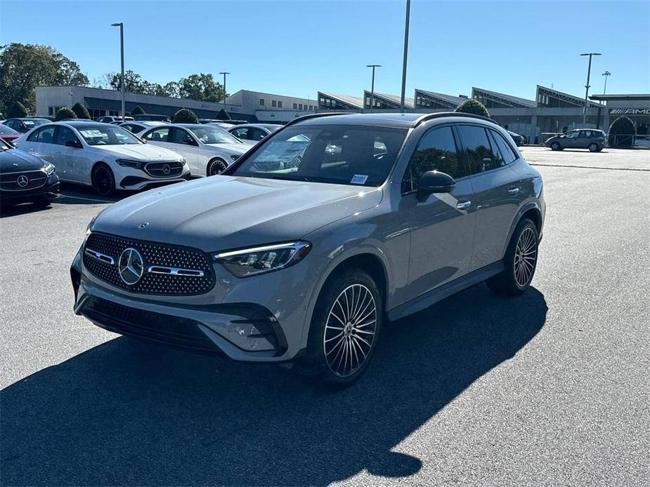 new 2025 Mercedes-Benz GLC 350e car, priced at $72,200