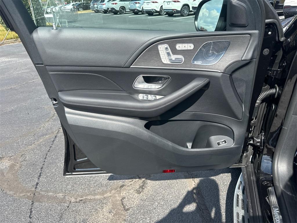 new 2026 Mercedes-Benz GLE 450 car, priced at $84,380