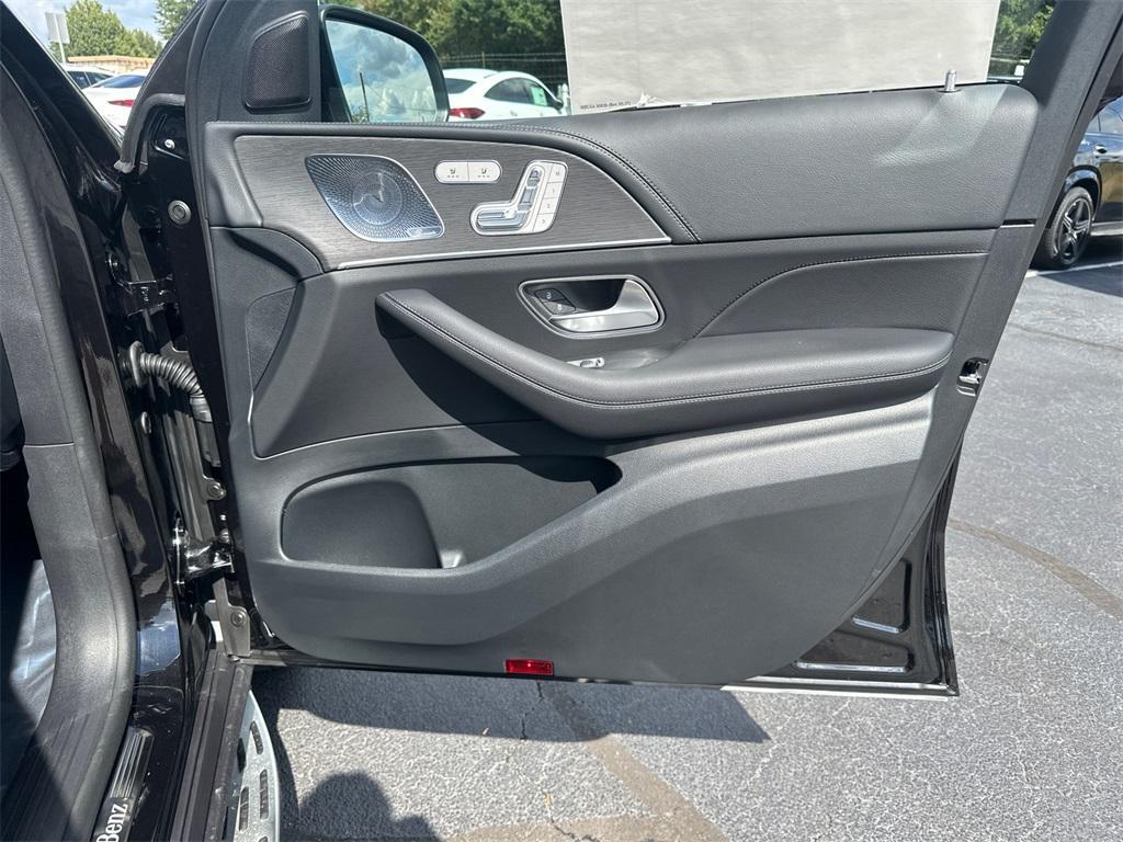 new 2026 Mercedes-Benz GLE 450 car, priced at $84,380