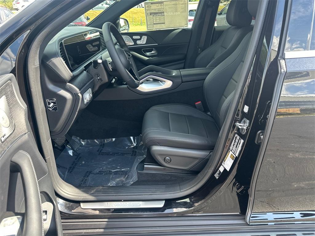 new 2026 Mercedes-Benz GLE 450 car, priced at $84,380
