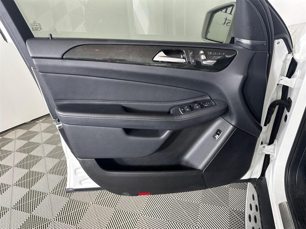 used 2018 Mercedes-Benz GLE 350 car, priced at $20,228