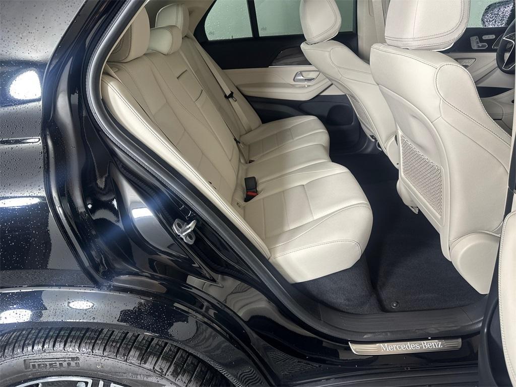 new 2025 Mercedes-Benz GLE 350 car, priced at $77,930