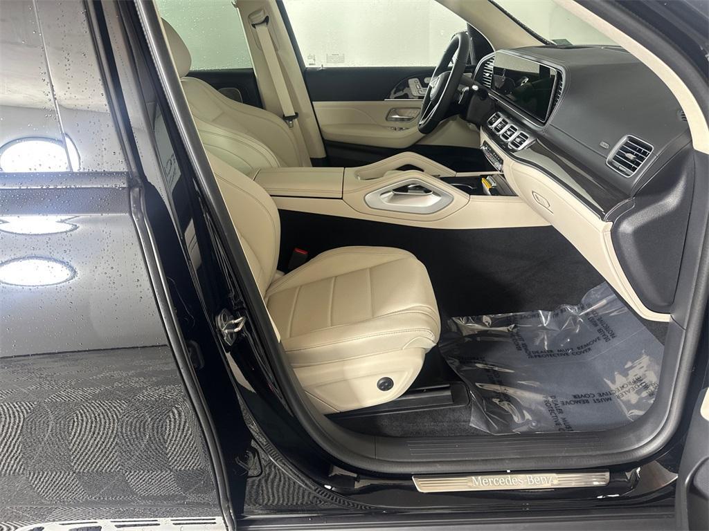 new 2025 Mercedes-Benz GLE 350 car, priced at $77,930