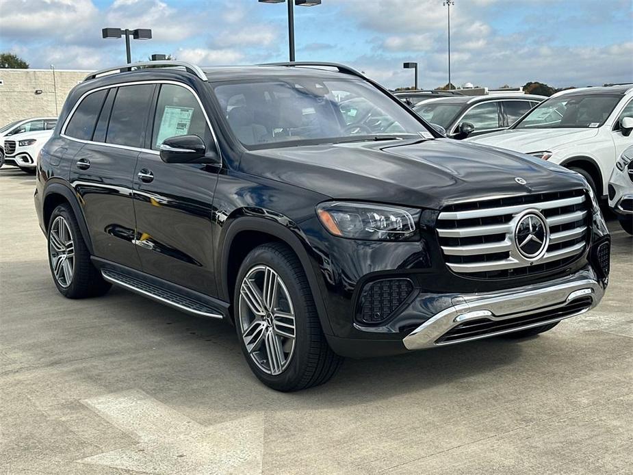 new 2025 Mercedes-Benz GLS 450 car, priced at $97,915