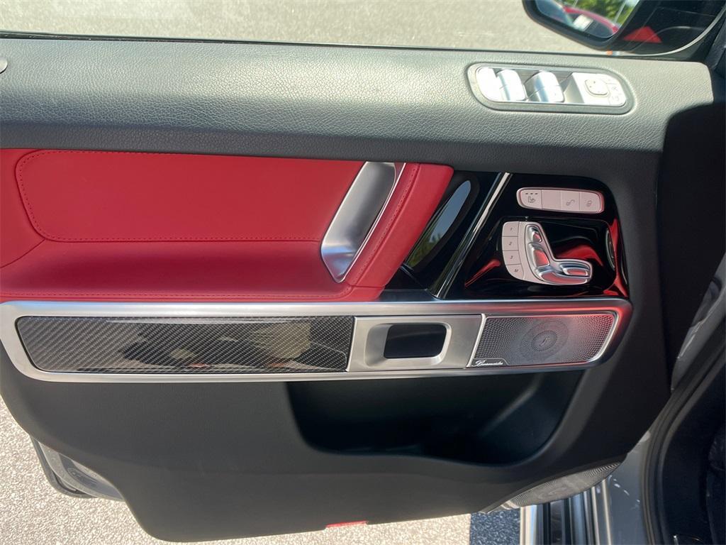 used 2022 Mercedes-Benz AMG G 63 car, priced at $172,875
