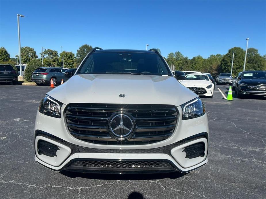 new 2025 Mercedes-Benz GLS 580 car, priced at $122,455