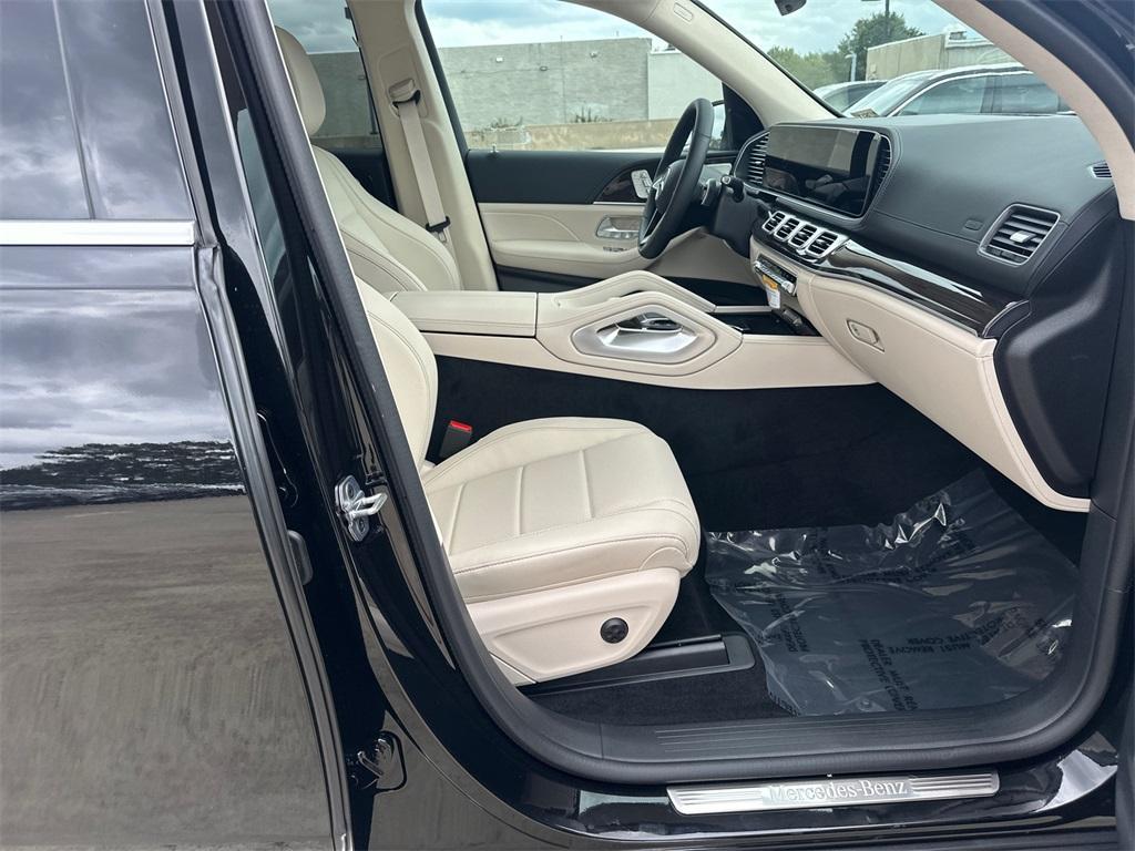 new 2026 Mercedes-Benz GLE 450 car, priced at $83,455