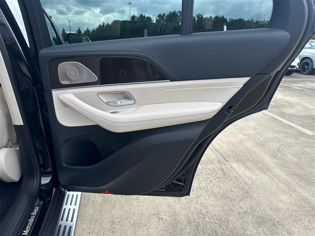 new 2026 Mercedes-Benz GLE 450 car, priced at $83,455