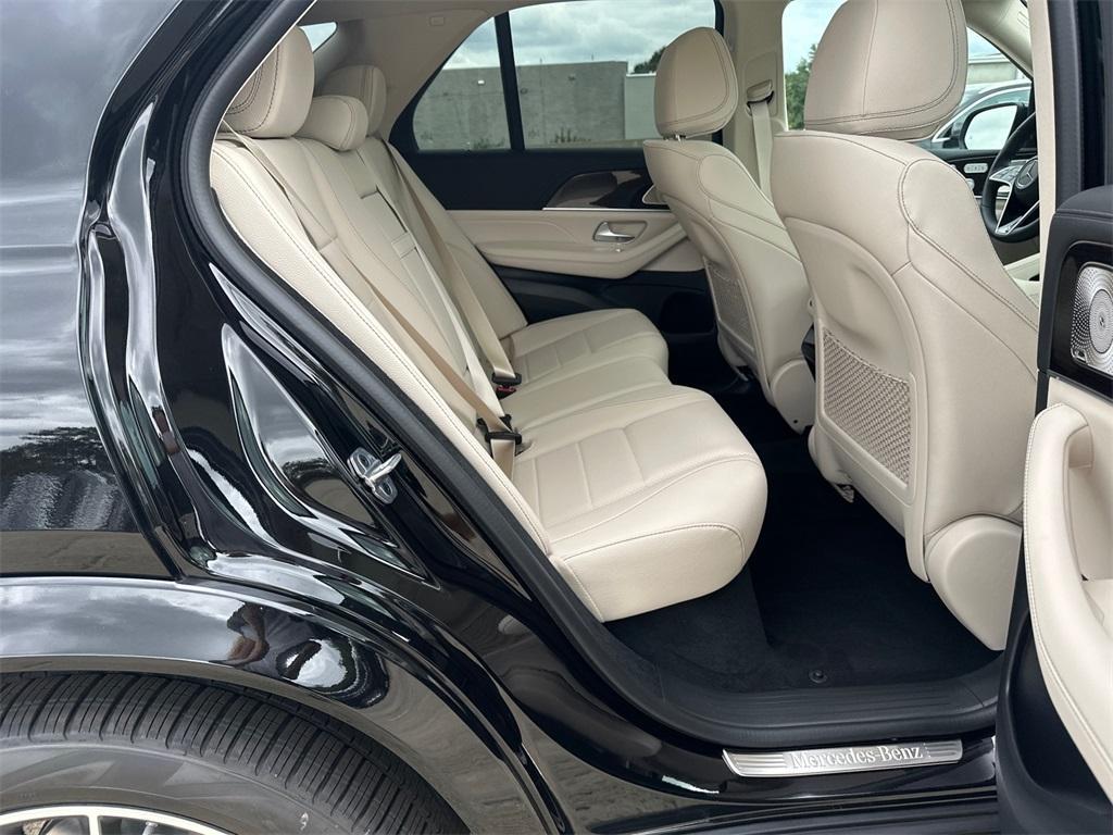 new 2026 Mercedes-Benz GLE 450 car, priced at $83,455