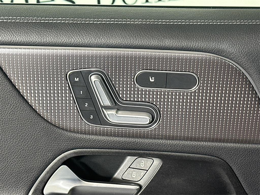 used 2023 Mercedes-Benz GLB 250 car, priced at $33,841