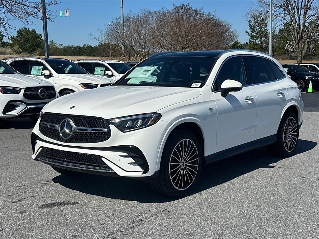 new 2025 Mercedes-Benz GLC 350e car, priced at $70,380