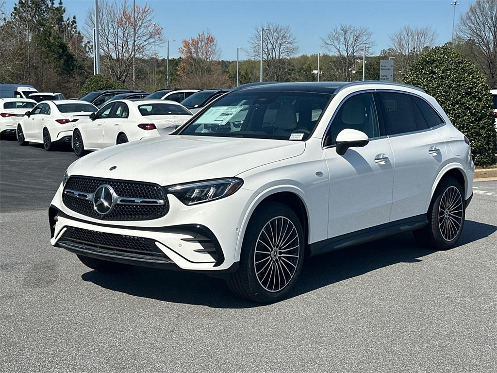 new 2025 Mercedes-Benz GLC 350e car, priced at $70,180