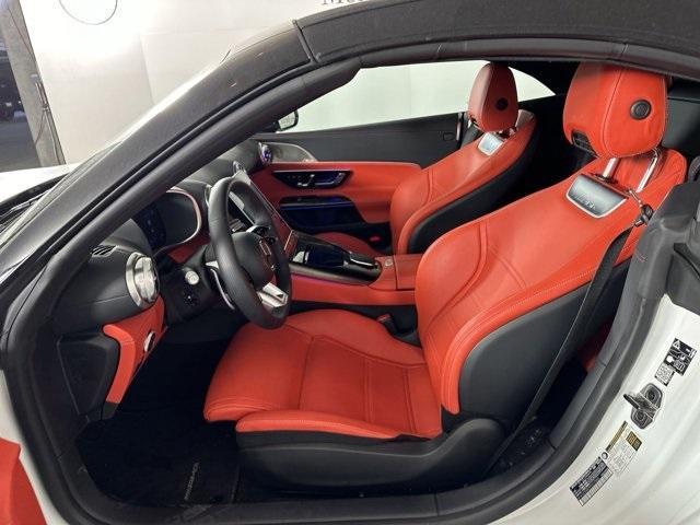 used 2023 Mercedes-Benz AMG SL 43 car, priced at $99,998