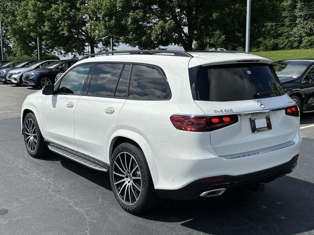 new 2024 Mercedes-Benz GLS 580 car, priced at $118,560