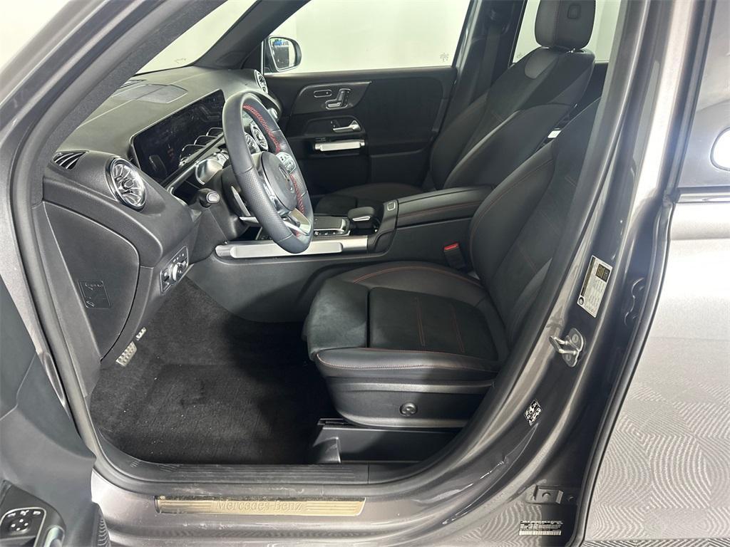 used 2023 Mercedes-Benz GLB 250 car, priced at $40,971
