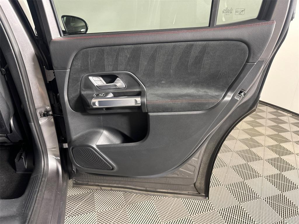used 2023 Mercedes-Benz GLB 250 car, priced at $40,971