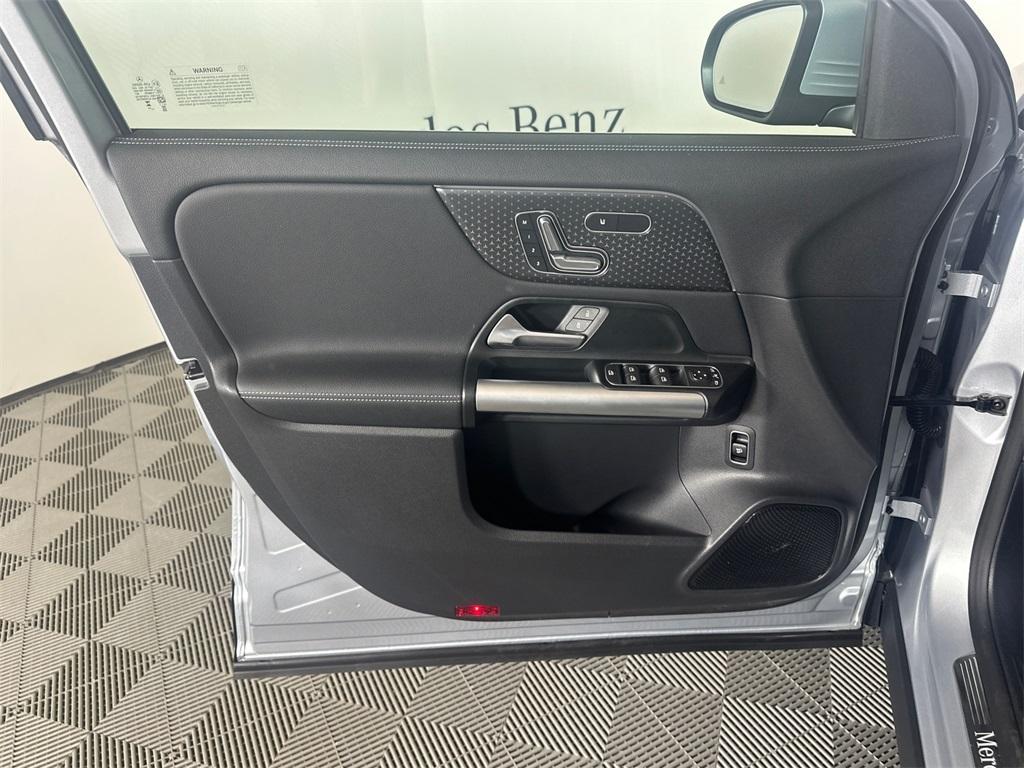 used 2025 Mercedes-Benz GLA 250 car, priced at $45,755