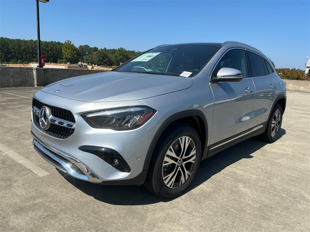 new 2025 Mercedes-Benz GLA 250 car, priced at $50,755