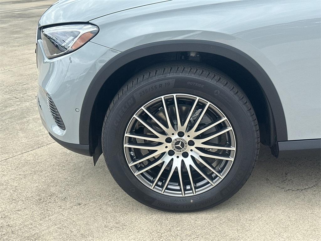 new 2026 Mercedes-Benz GLC 300 car, priced at $58,305