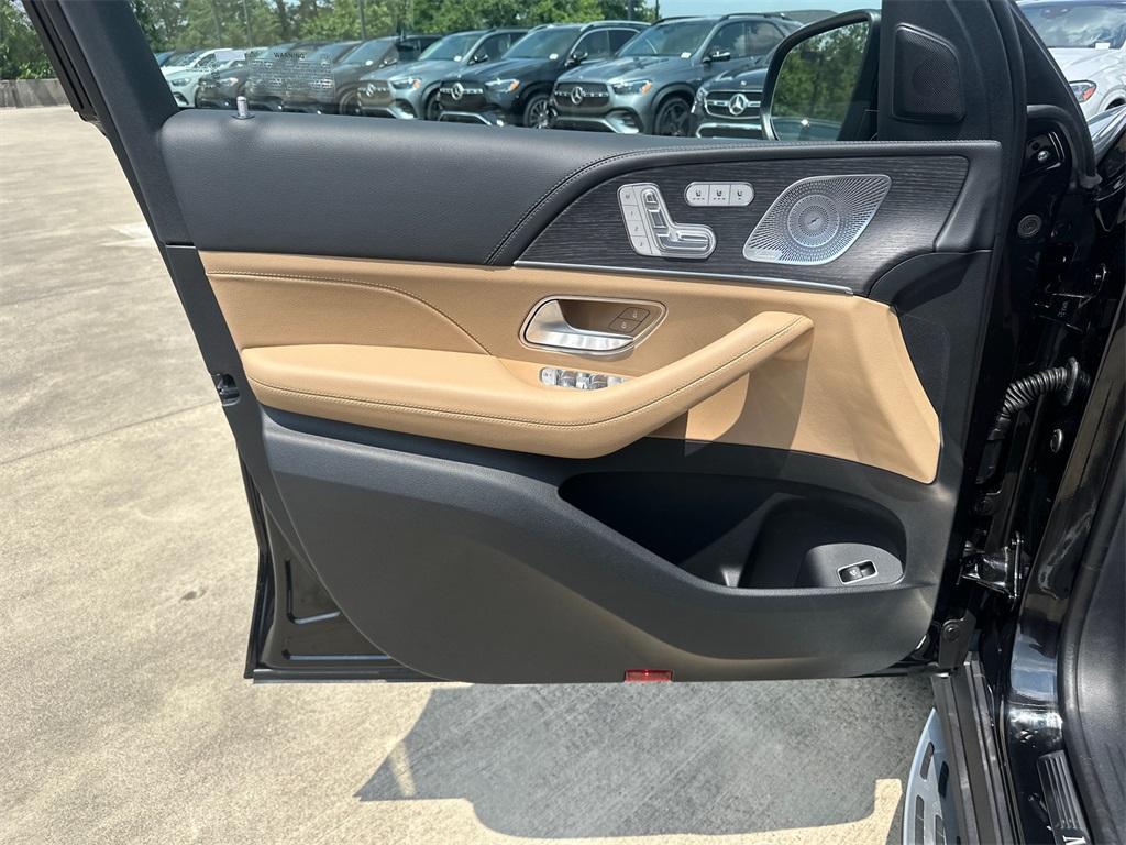new 2025 Mercedes-Benz GLE 350 car, priced at $77,960