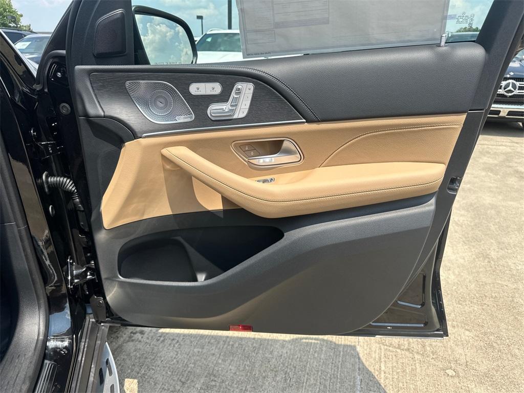 new 2025 Mercedes-Benz GLE 350 car, priced at $77,960
