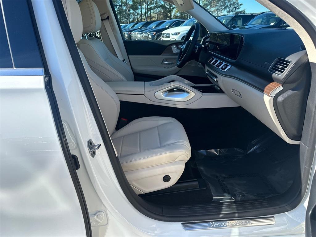 new 2026 Mercedes-Benz GLE 350 car, priced at $77,515
