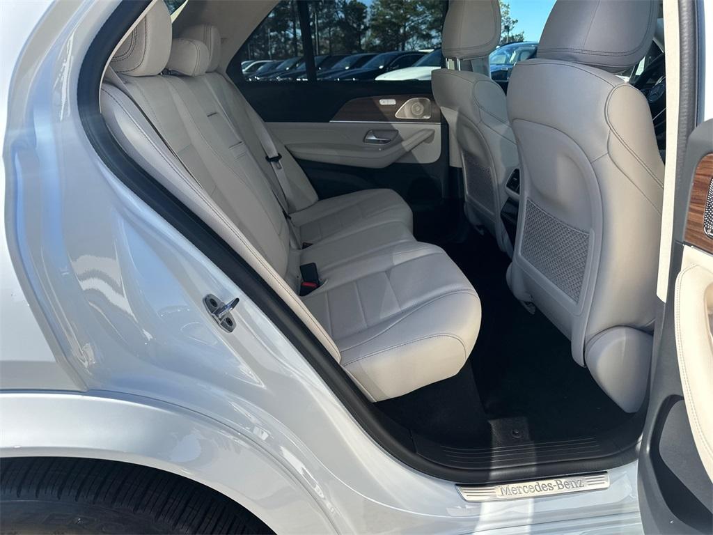 new 2026 Mercedes-Benz GLE 350 car, priced at $77,515