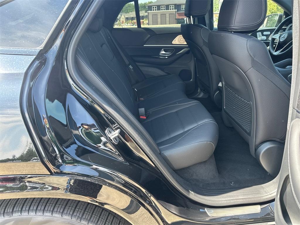 new 2026 Mercedes-Benz GLE 450 car, priced at $88,350