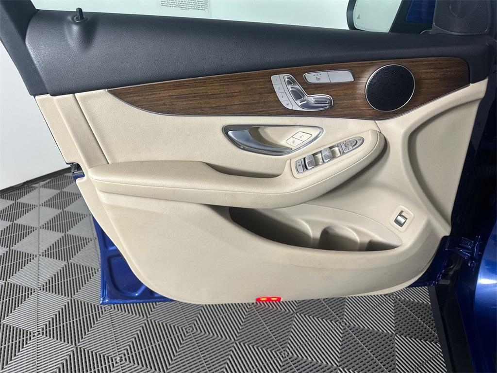 used 2022 Mercedes-Benz GLC 300 car, priced at $38,649