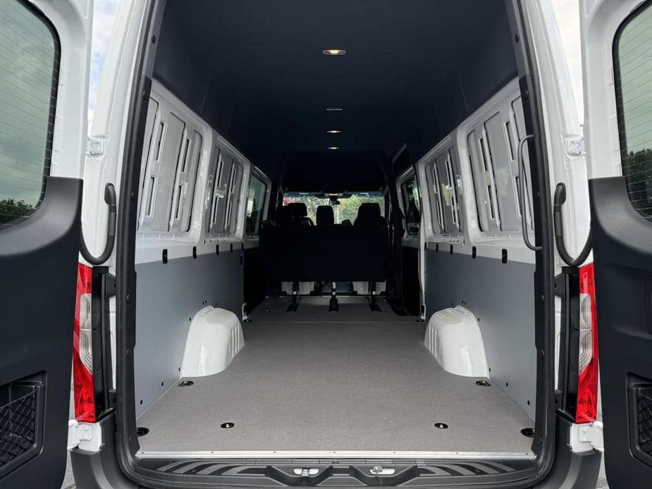 new 2024 Mercedes-Benz Sprinter 2500 car, priced at $75,088