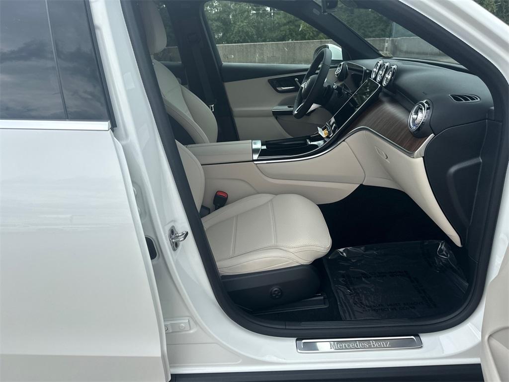 new 2026 Mercedes-Benz GLC 300 car, priced at $57,905