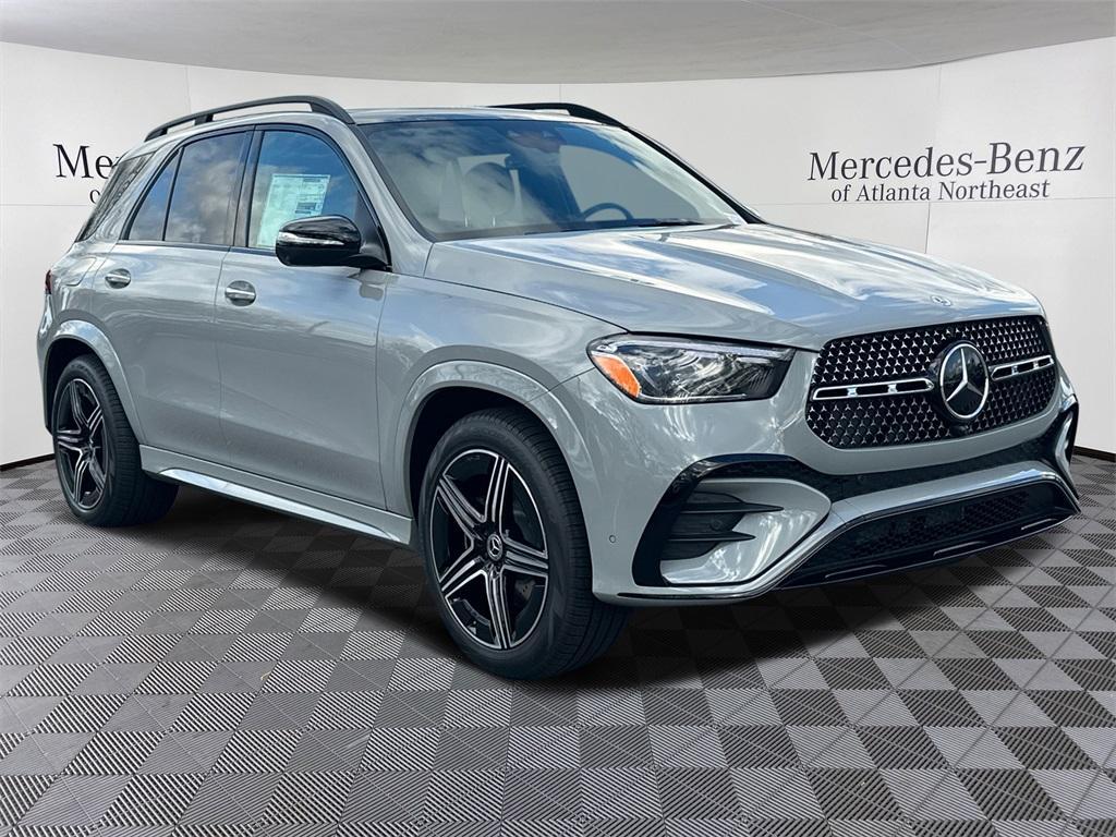 new 2025 Mercedes-Benz GLE 450 car, priced at $85,630