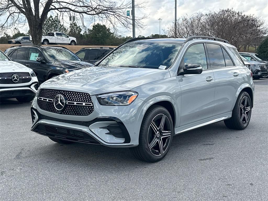 new 2025 Mercedes-Benz GLE 450 car, priced at $85,630