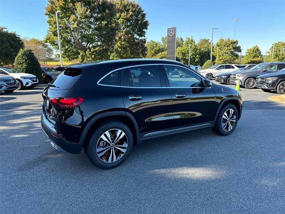 new 2025 Mercedes-Benz GLA 250 car, priced at $51,560