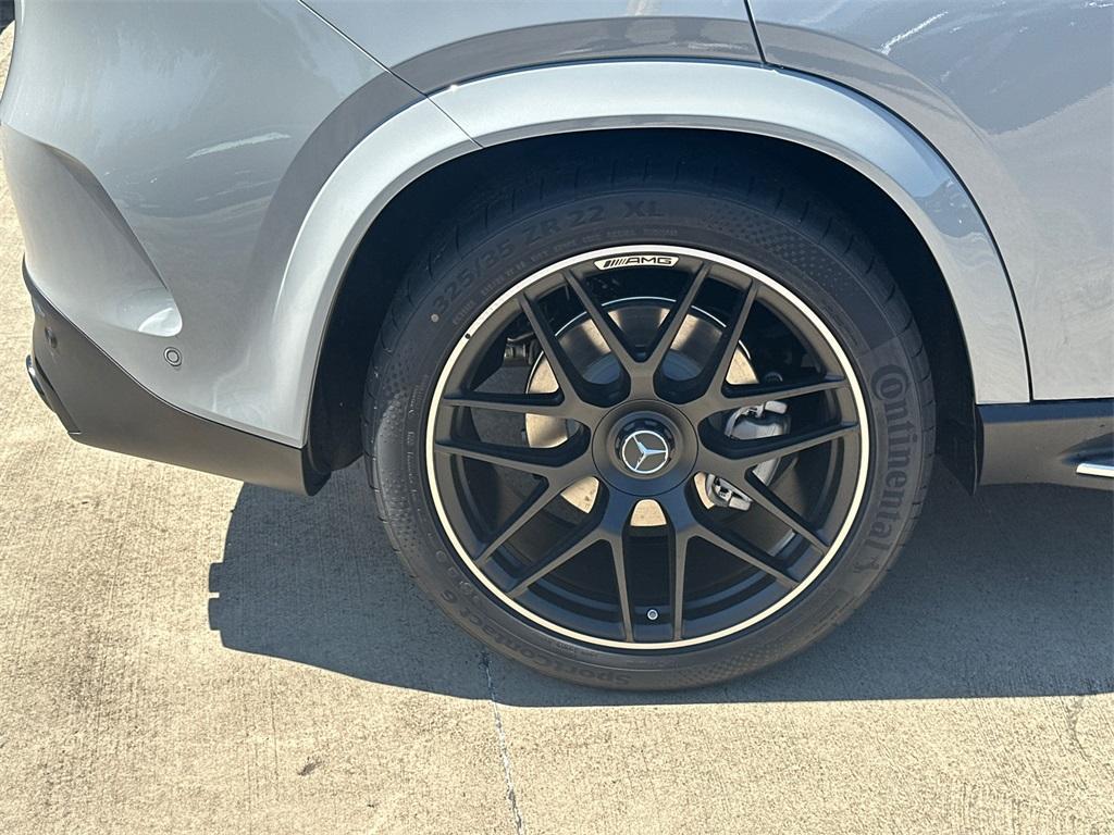 new 2025 Mercedes-Benz AMG GLE 53 car, priced at $104,820