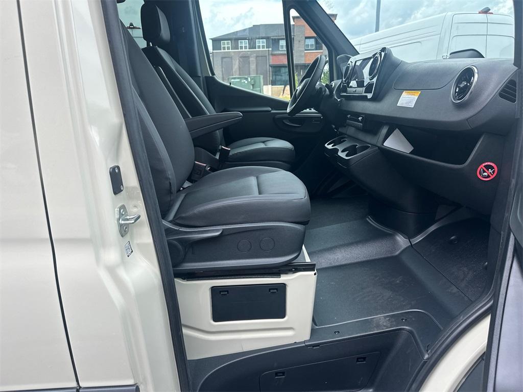 new 2025 Mercedes-Benz Sprinter 2500 car, priced at $72,647