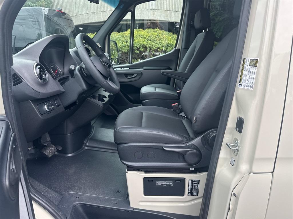 new 2025 Mercedes-Benz Sprinter 2500 car, priced at $72,647