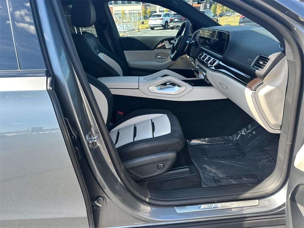new 2026 Mercedes-Benz AMG GLE 53 car, priced at $97,805
