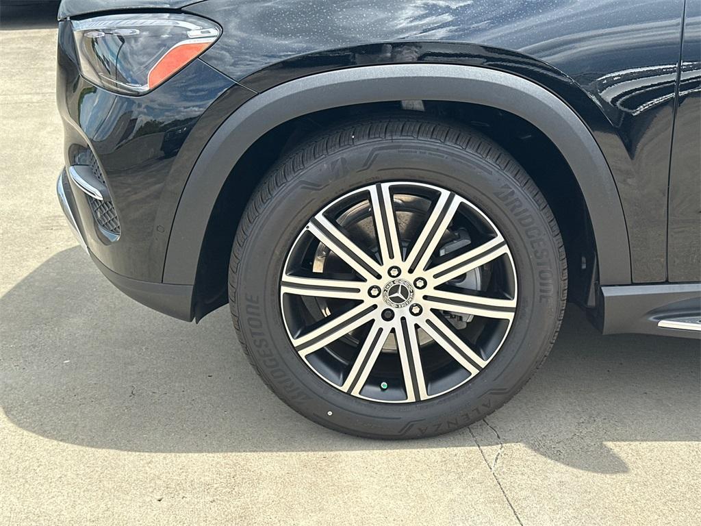 new 2025 Mercedes-Benz GLE 350 car, priced at $68,895