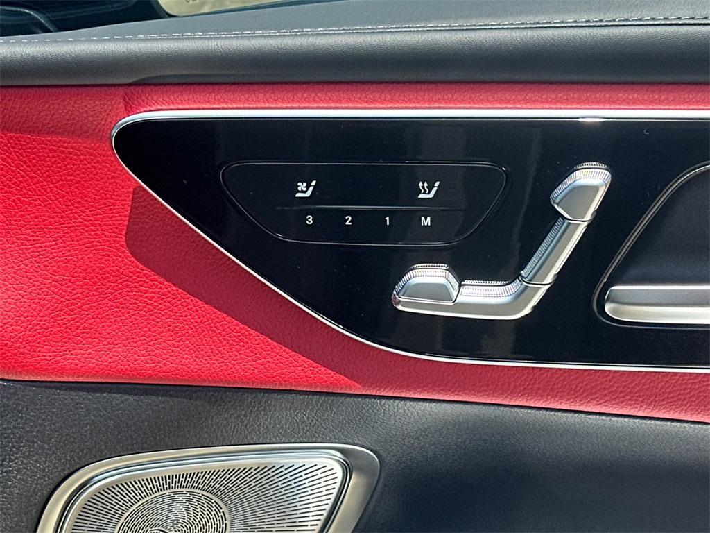 new 2025 Mercedes-Benz GLC 350e car, priced at $73,830