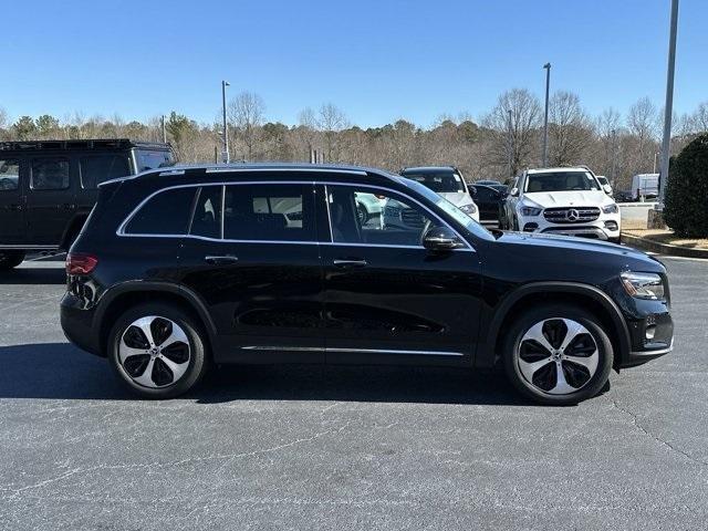 new 2024 Mercedes-Benz GLB 250 car, priced at $53,815