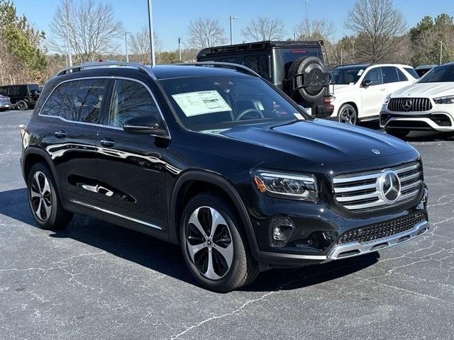 new 2024 Mercedes-Benz GLB 250 car, priced at $53,815