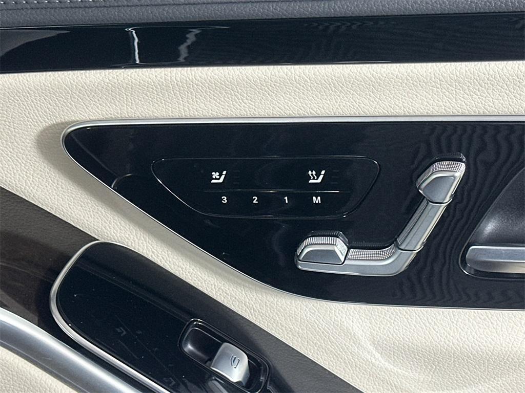 used 2022 Mercedes-Benz S-Class car, priced at $70,673