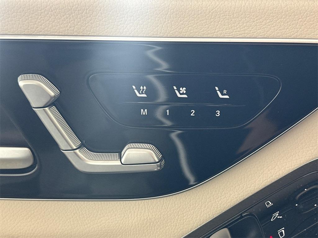 used 2022 Mercedes-Benz S-Class car, priced at $70,673